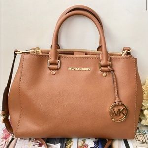 Clearance Sale❗️Michael Kors Luggage Color Sutton Satchel